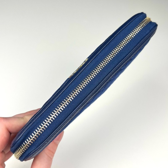 Prada Long Zip Around Wallet - Picture 4 of 9